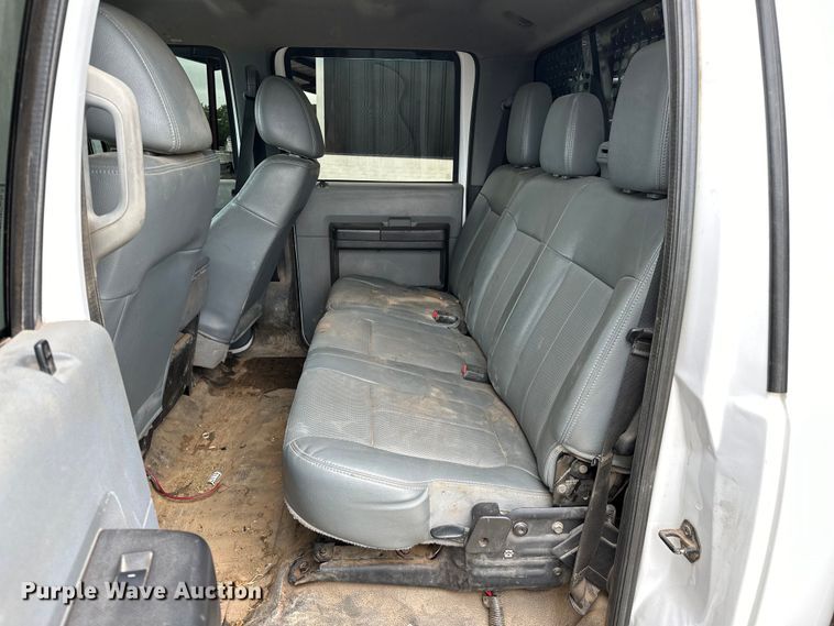 image for item NR9955 2016 Ford F550 Super Duty flatbed truck