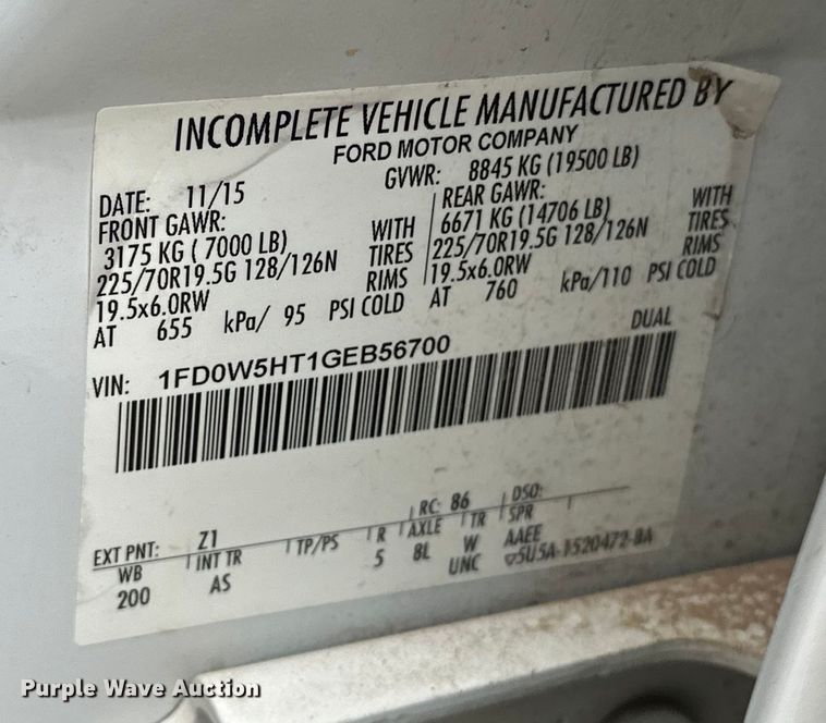 image for item NR9955 2016 Ford F550 Super Duty flatbed truck