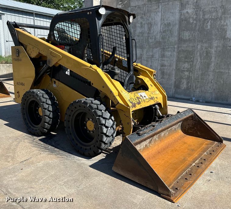 image for item NR9959 2018 Caterpillar  262D skid steer loader