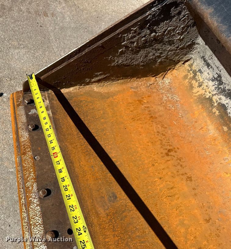 image for item NR9959 2018 Caterpillar  262D skid steer loader