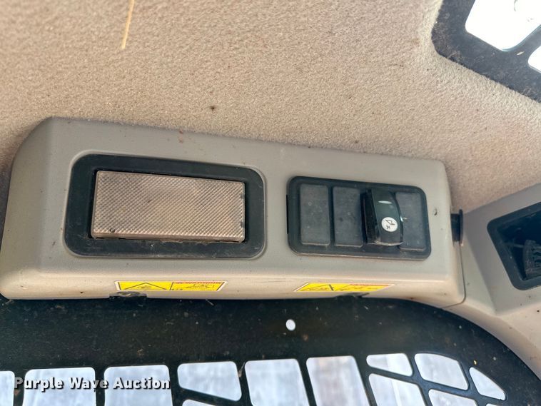 image for item NR9959 2018 Caterpillar  262D skid steer loader