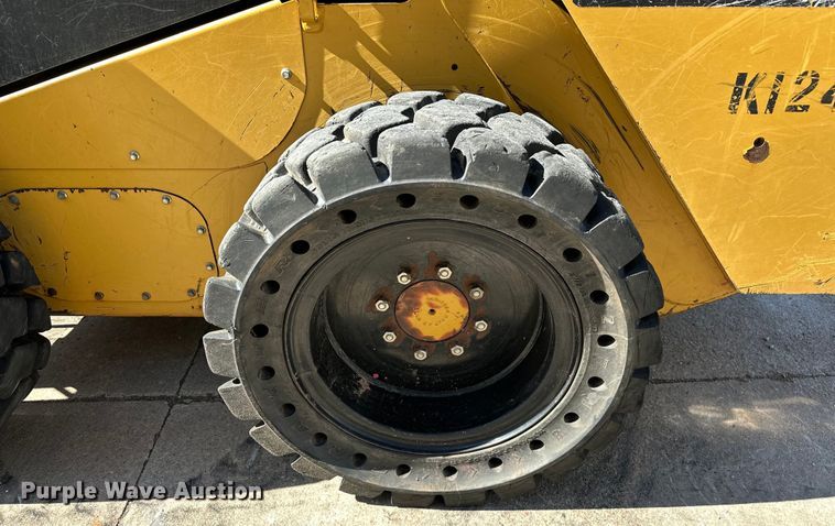 image for item NR9959 2018 Caterpillar  262D skid steer loader