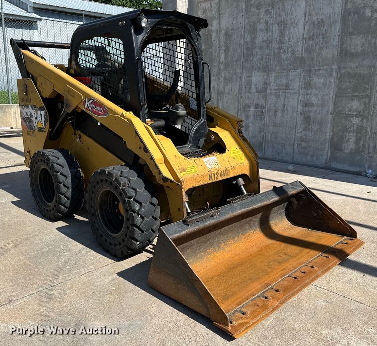 image for item NR9960 2018 Caterpillar  262D skid steer loader