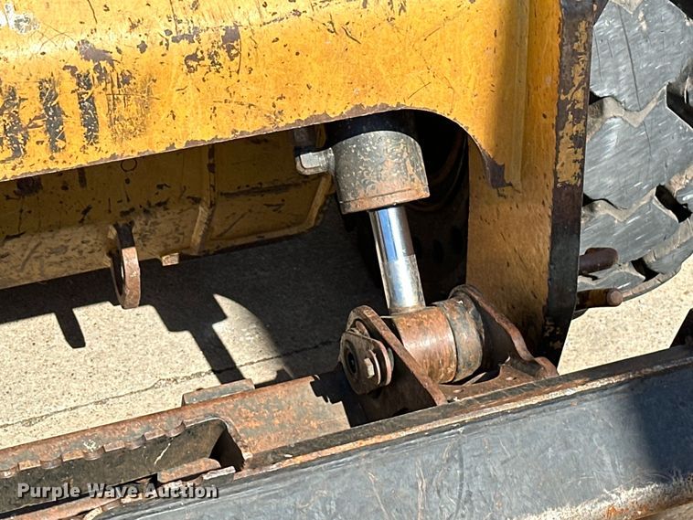 image for item NR9960 2018 Caterpillar  262D skid steer loader