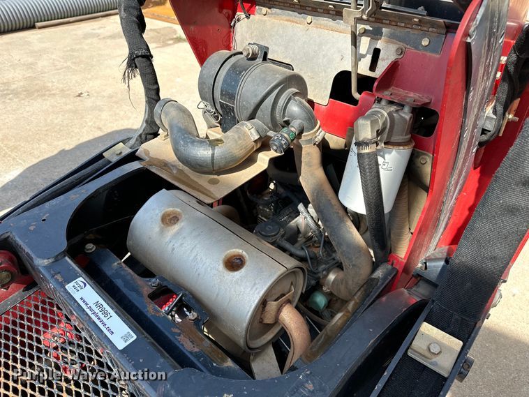 image for item NR9961 2019 Toro TX 1000 compact utility loader