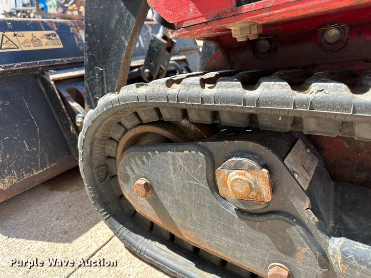 image for item NR9961 2019 Toro TX 1000 compact utility loader