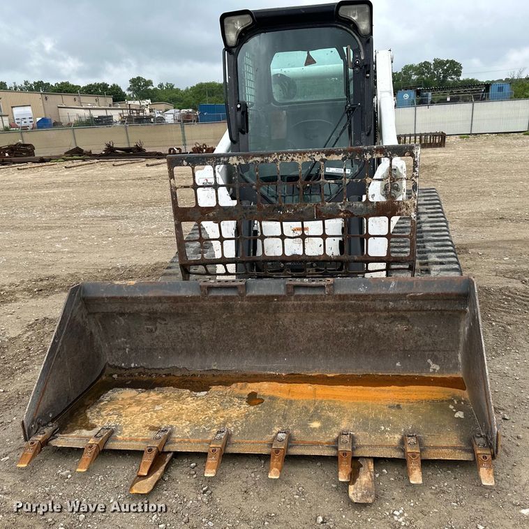 image for item NT9253 2016 Bobcat T750 tracked skid steer loader