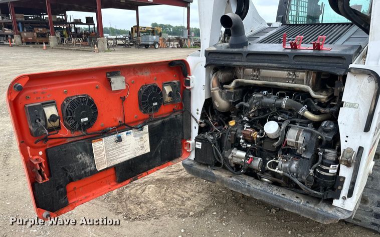 image for item NT9253 2016 Bobcat T750 tracked skid steer loader