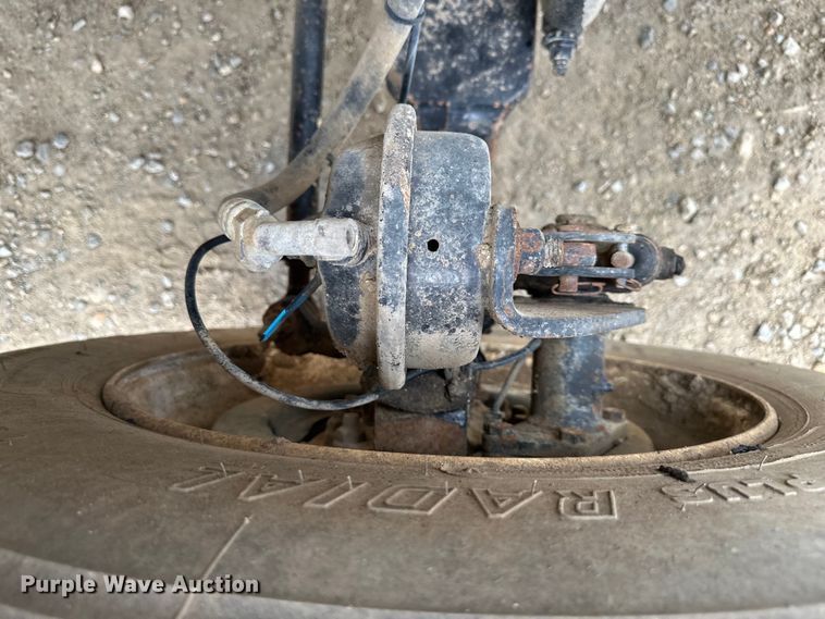 image for item NT9257 2006 Ford F750 Super Duty tank truck