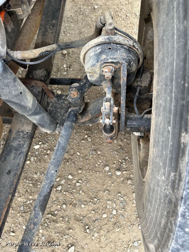 image for item NT9257 2006 Ford F750 Super Duty tank truck