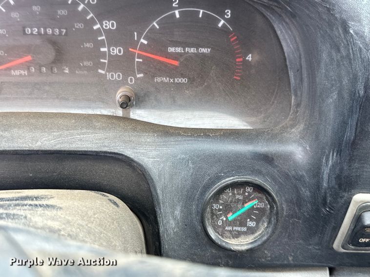 image for item NT9257 2006 Ford F750 Super Duty tank truck