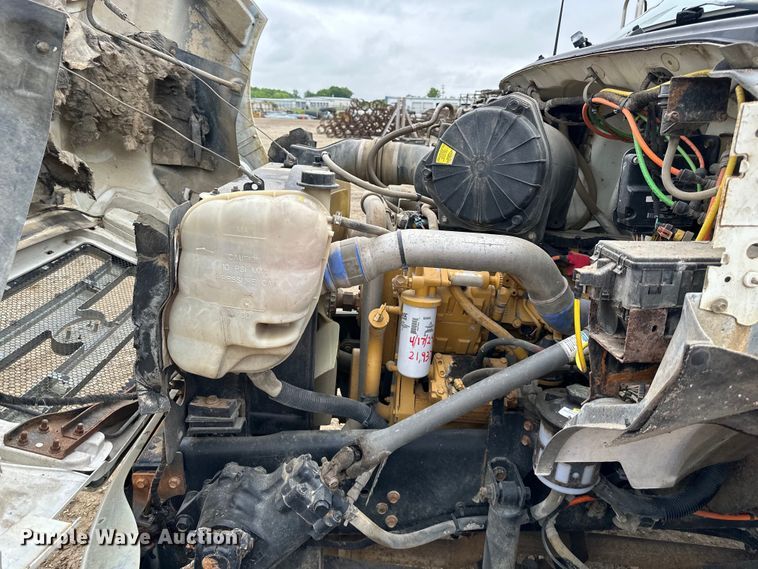 image for item NT9257 2006 Ford F750 Super Duty tank truck