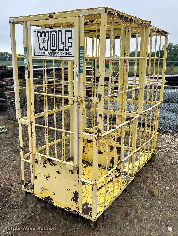 (2) torch bottle racks in Topeka, KS | Item NT9263 sold | Purple Wave