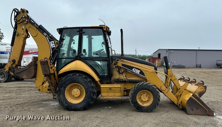 image for item NT9267 2006 Caterpillar  420E backhoe