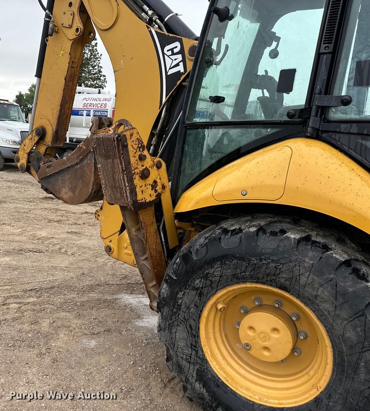 image for item NT9267 2006 Caterpillar  420E backhoe