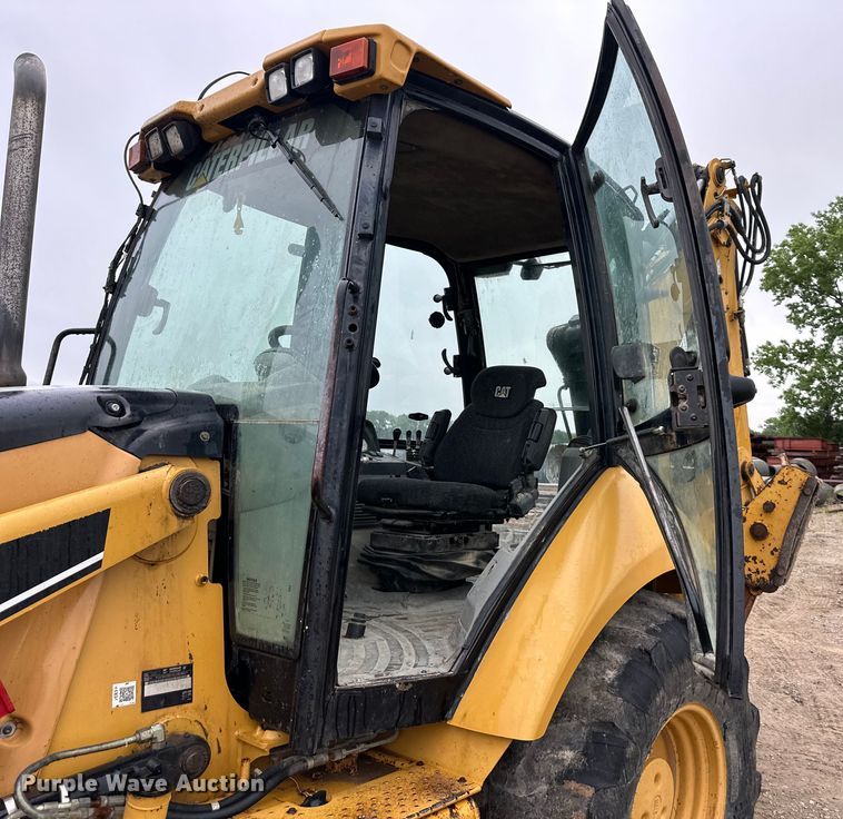 image for item NT9267 2006 Caterpillar  420E backhoe