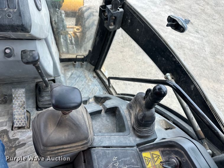 image for item NT9267 2006 Caterpillar  420E backhoe