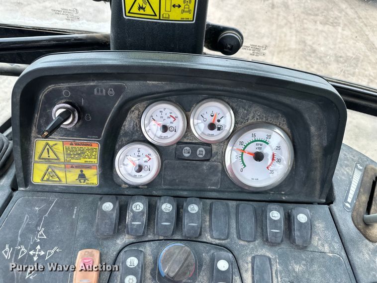 image for item NT9267 2006 Caterpillar  420E backhoe