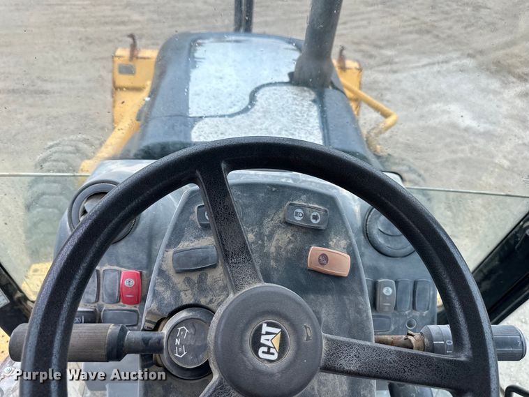 image for item NT9267 2006 Caterpillar  420E backhoe