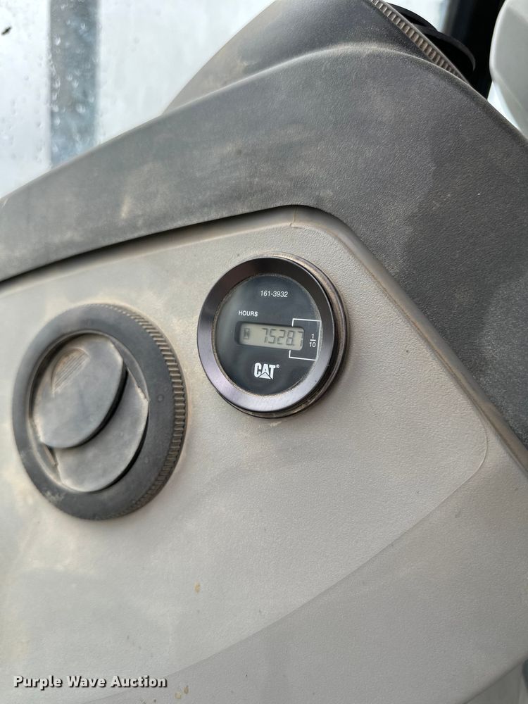 image for item NT9267 2006 Caterpillar  420E backhoe