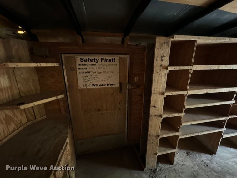 image for item NT9268 2014 Doolittle  enclosed cargo trailer