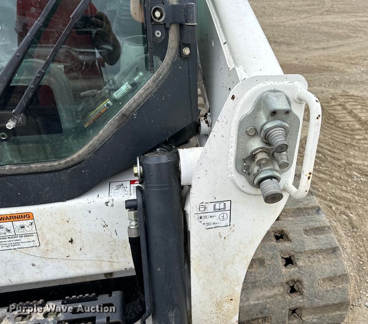 image for item NT9269 2016 Bobcat T750 tracked skid steer loader
