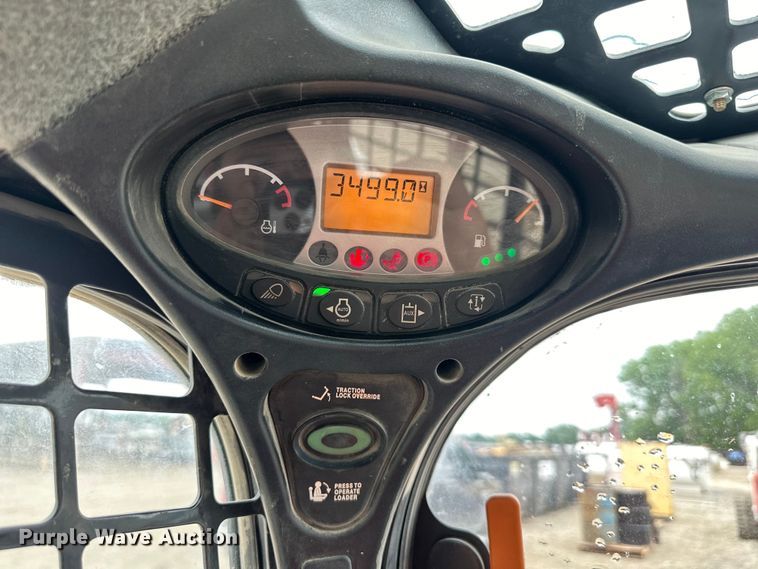 image for item NT9269 2016 Bobcat T750 tracked skid steer loader