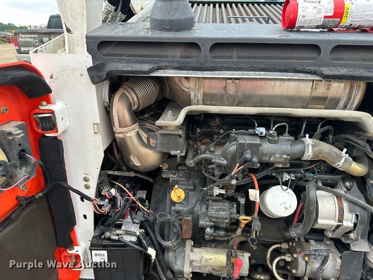 image for item NT9269 2016 Bobcat T750 tracked skid steer loader