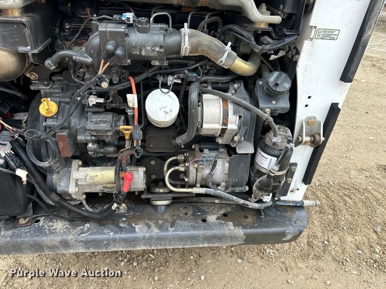 image for item NT9269 2016 Bobcat T750 tracked skid steer loader