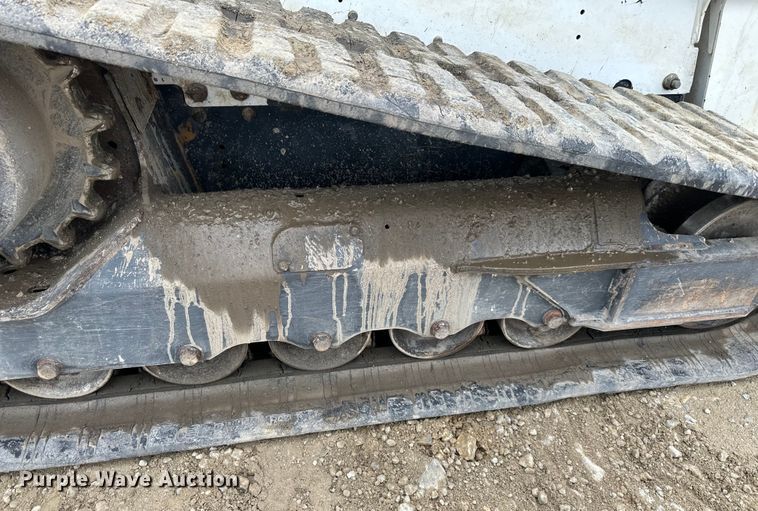 image for item NT9269 2016 Bobcat T750 tracked skid steer loader