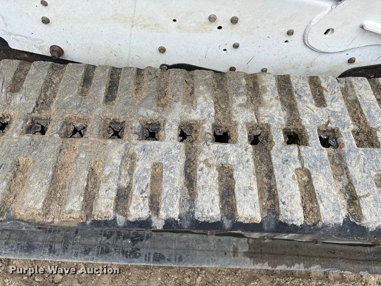 image for item NT9269 2016 Bobcat T750 tracked skid steer loader