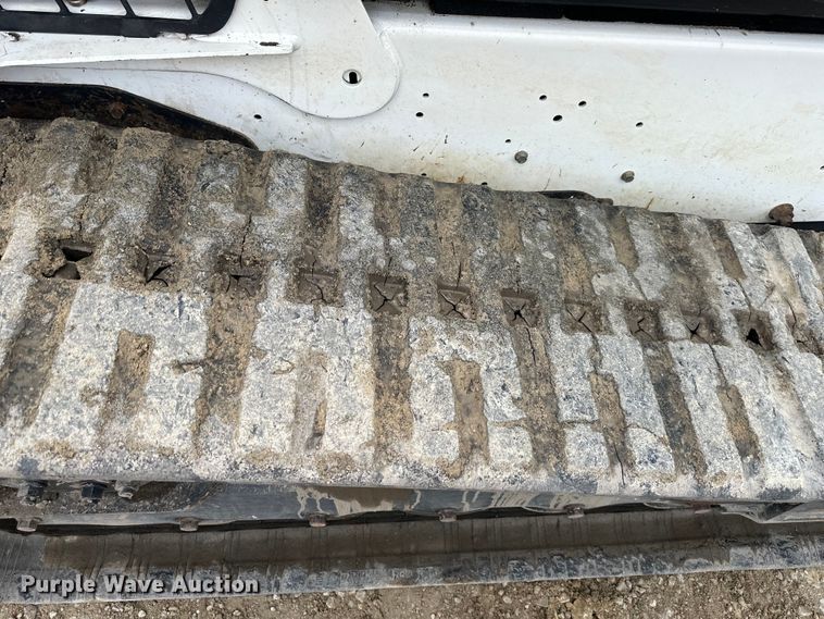 image for item NT9269 2016 Bobcat T750 tracked skid steer loader