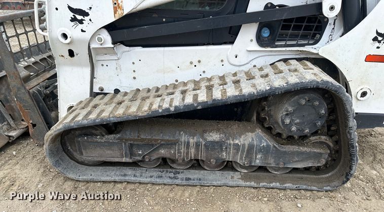 image for item NT9269 2016 Bobcat T750 tracked skid steer loader