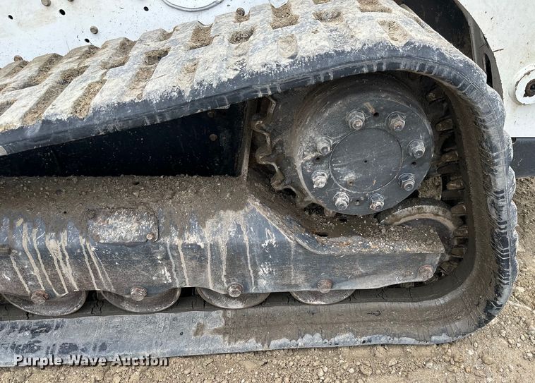 image for item NT9269 2016 Bobcat T750 tracked skid steer loader