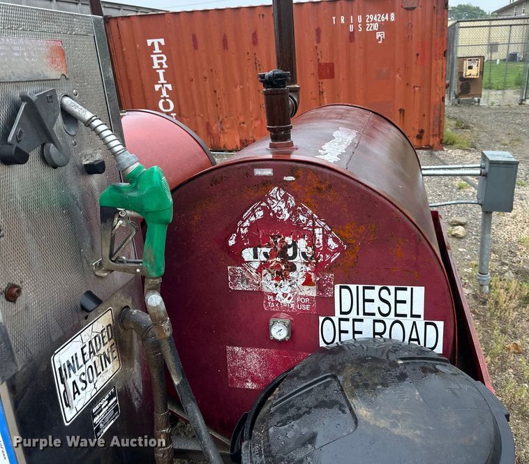 image for item NT9272 (2) fuel tanks