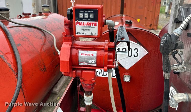 image for item NT9272 (2) fuel tanks