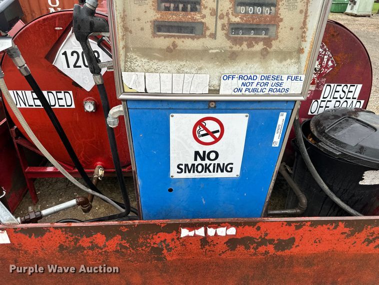 image for item NT9272 (2) fuel tanks