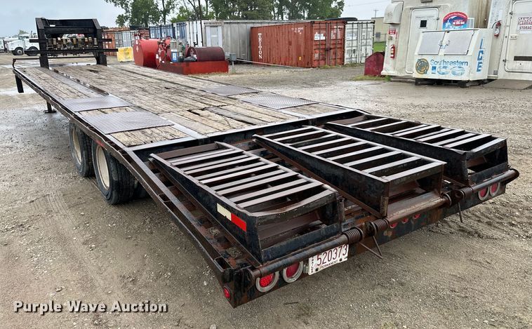 image for item NT9273 2007 Elite  equipment trailer