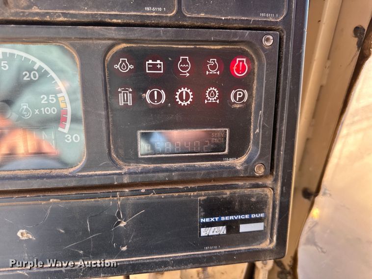 image for item NT9276 2001 Caterpillar D10R dozer