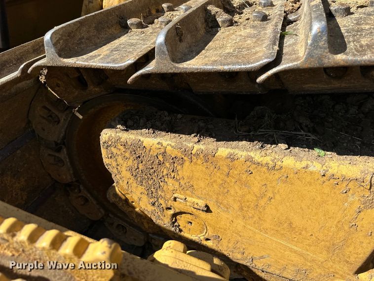 image for item NT9276 2001 Caterpillar D10R dozer