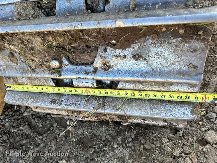 image for item NT9276 2001 Caterpillar D10R dozer