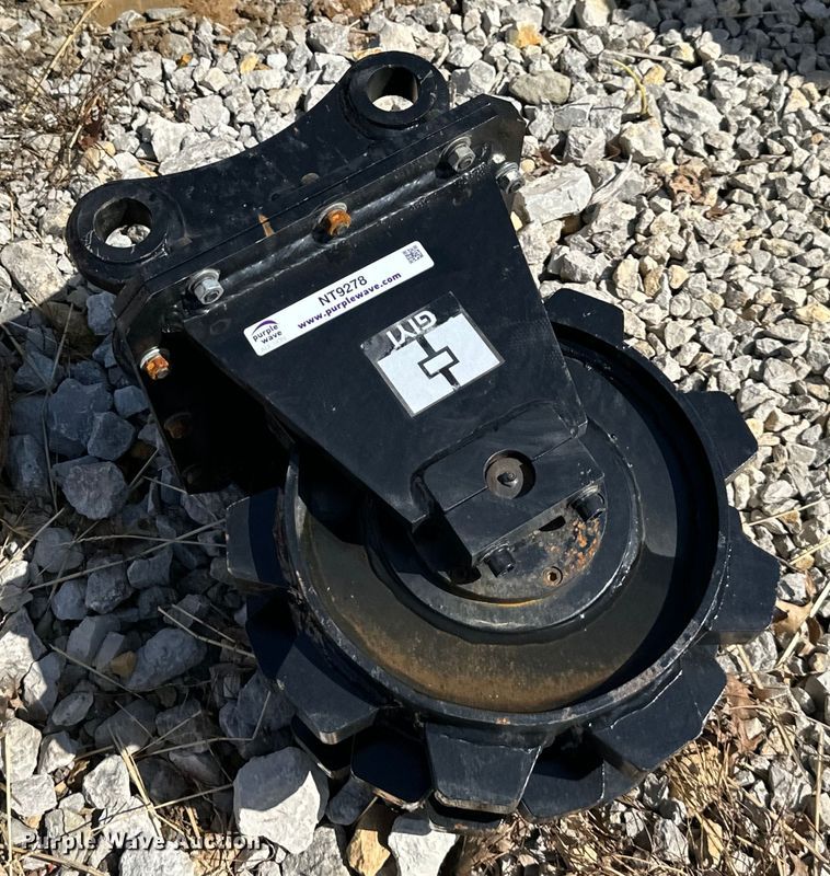image for item NT9278 GIYI excavator compaction wheel