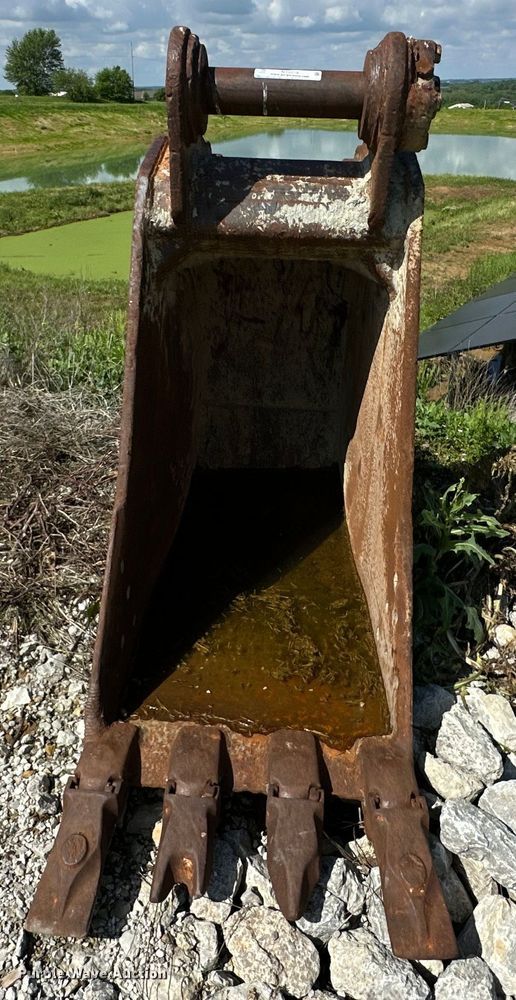 image for item NT9279 CF bucket