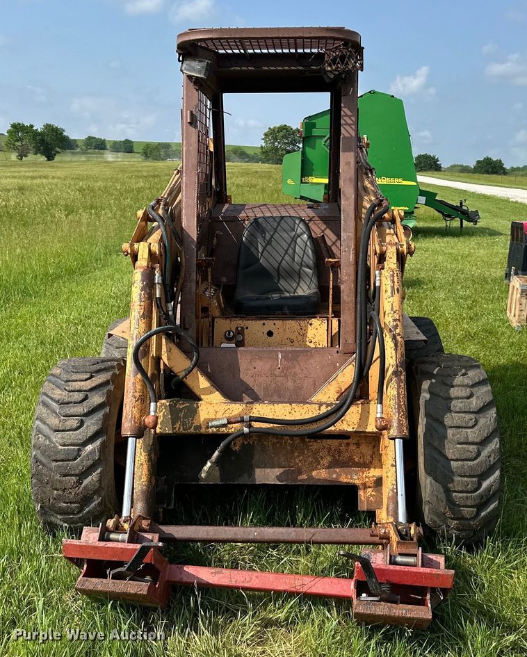 image for item NT9285 Case  1845 skid steer loader