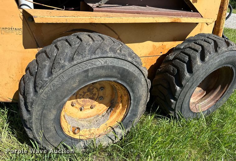 image for item NT9285 Case  1845 skid steer loader