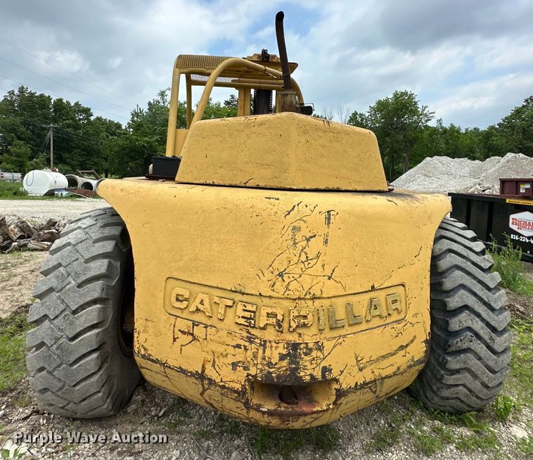 image for item NT9289 Caterpillar  AH40 forklift