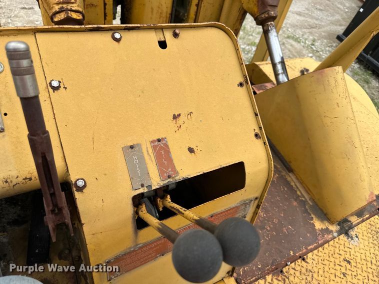 image for item NT9289 Caterpillar  AH40 forklift
