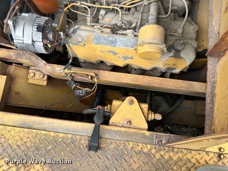 image for item NT9289 Caterpillar  AH40 forklift