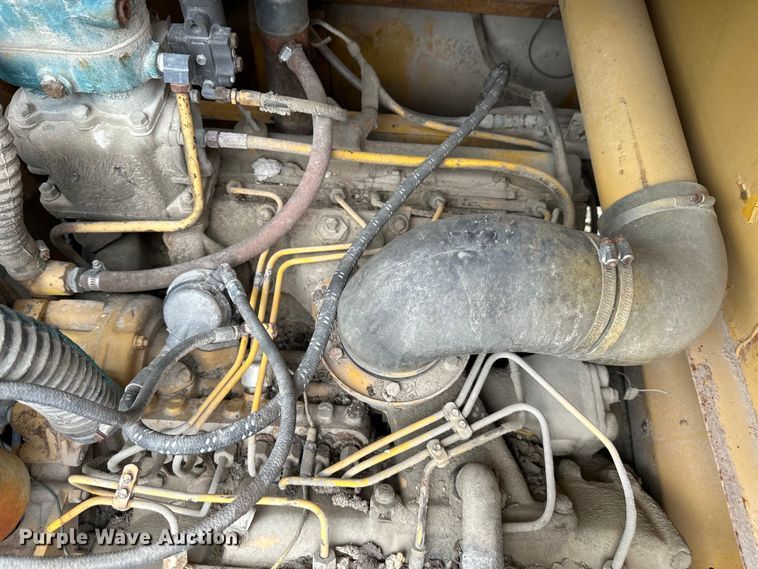 image for item NT9289 Caterpillar  AH40 forklift