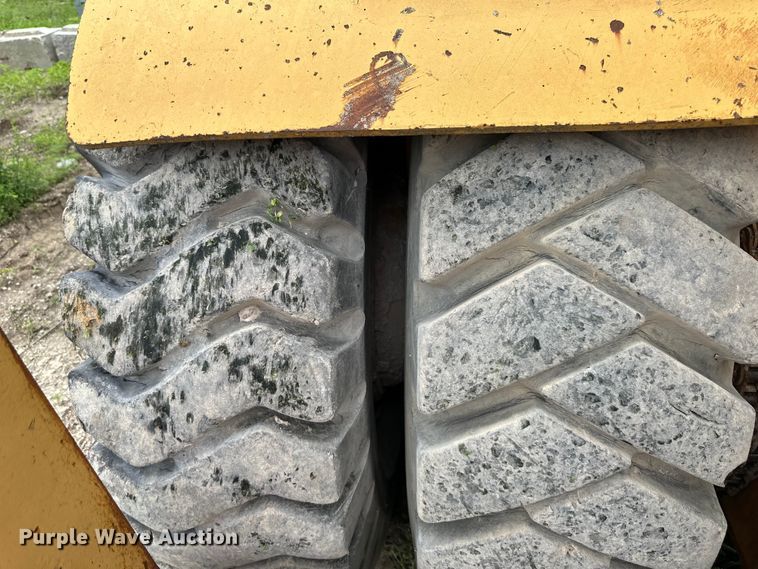 image for item NT9289 Caterpillar  AH40 forklift